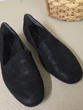 Vionic Black Suede Slip-On Loafers with Cushioned Insole 8 Wide Willa 2 Blk